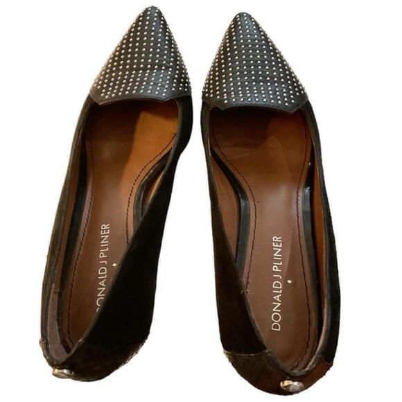 Women's Donald J Pliner Black suede & Leather Studded Kitten Heels Size 7M - Picture 7 of 10